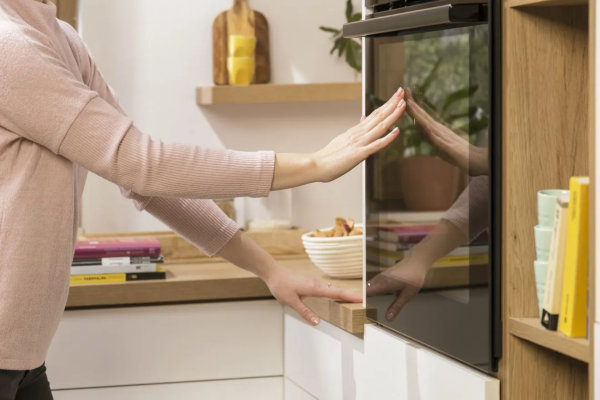 Piekarnik Gorenje z pyrolizą BPS6737E04DBG